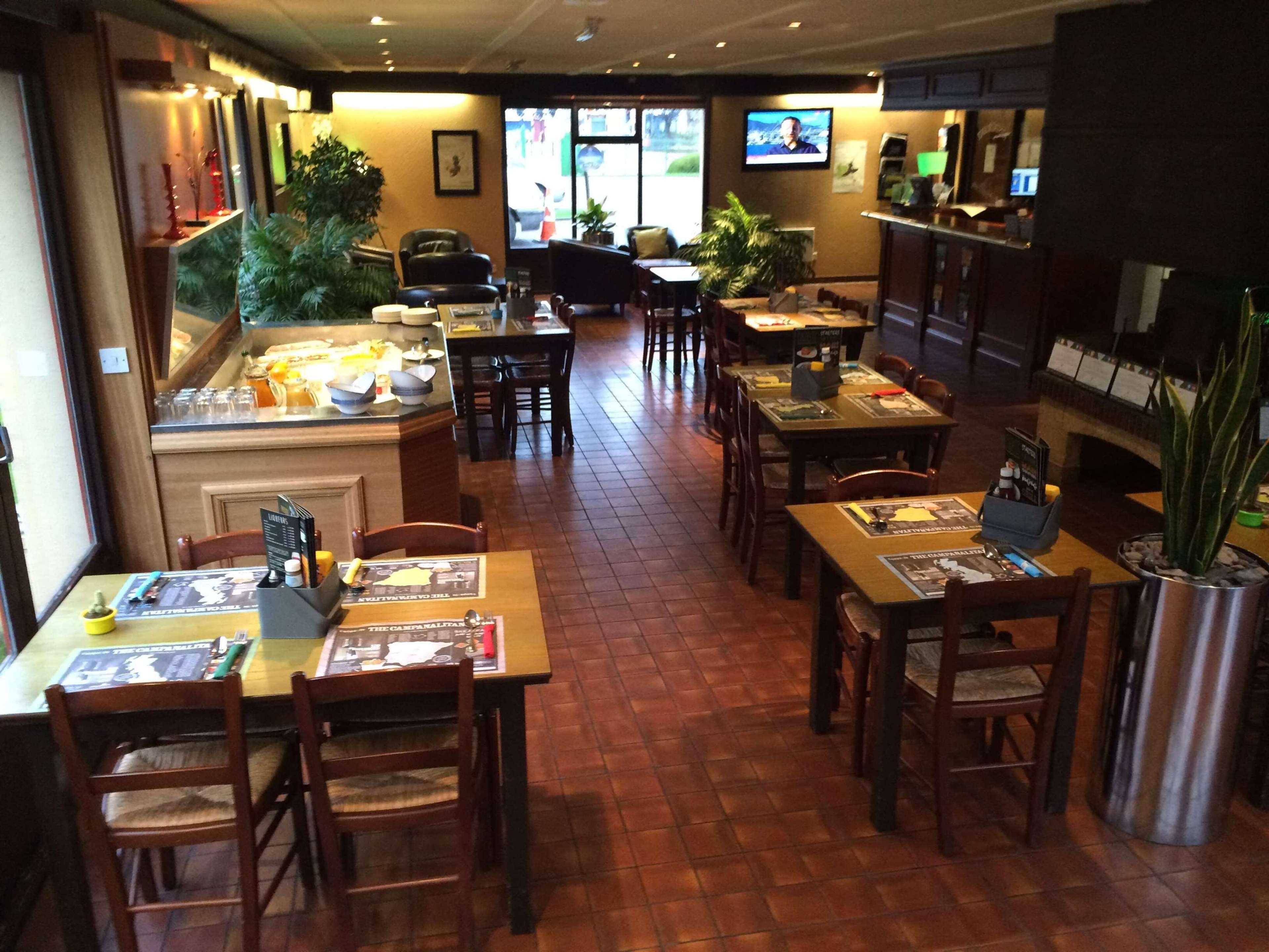 钟楼赫尔酒店 赫尔河畔京士顿 外观 照片